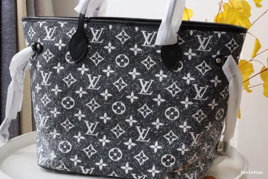 Cheap LOUIS VUITTON NEVERFULL MM 0813